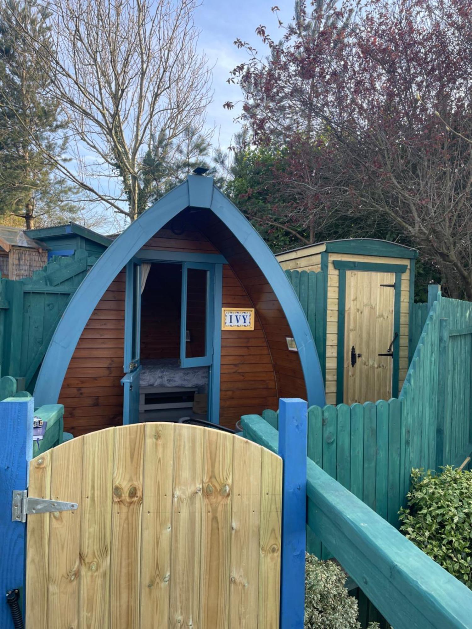 Glamping In The 2Nd Field Hotel Aughrim Exterior foto